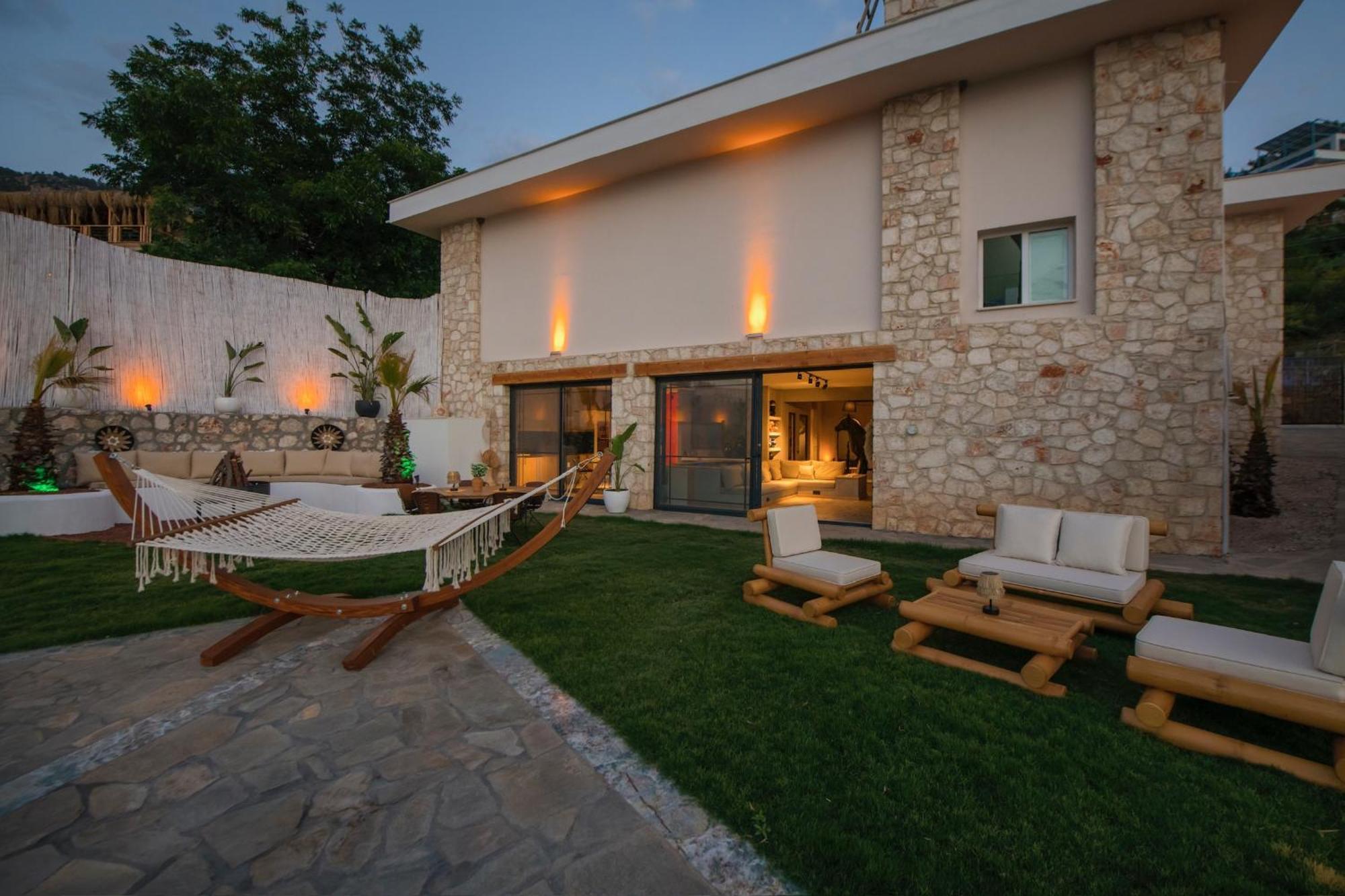 Lada Slav Exclusive Otel Faralya Dış mekan fotoğraf