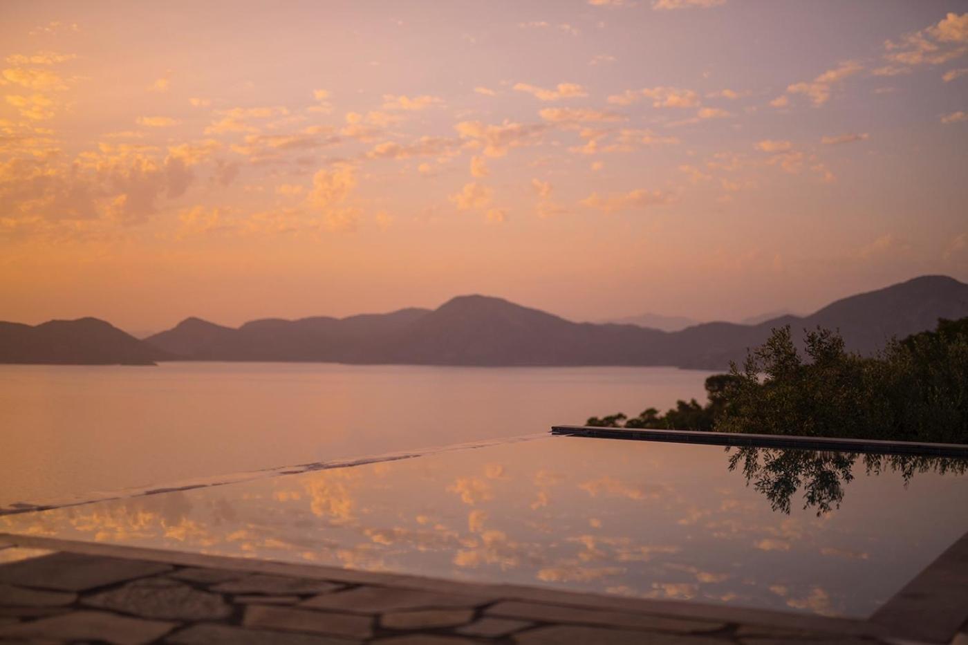 Lada Slav Exclusive Otel Faralya Dış mekan fotoğraf